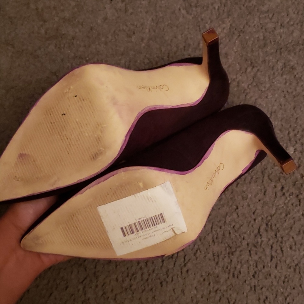 Calvin Klein Brady Wine Pumps - Picture 8 of 8